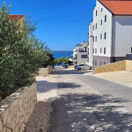 Apartman Apartments Mare Family Only *