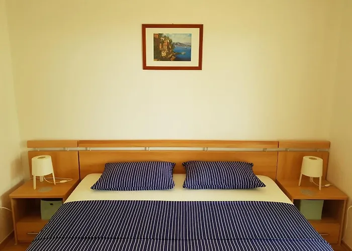 Apartments Mare Family Only *