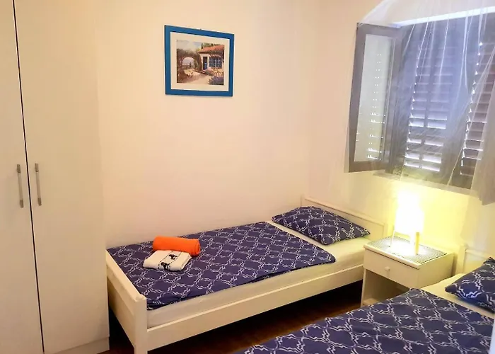 Apartments Mare Family Only *