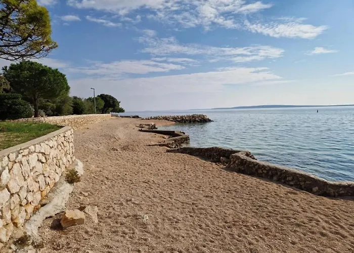 Apartments Mare Family Only Apartment Mandre
